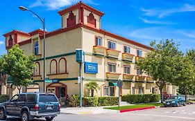 Rodeway Inn And Suites Pasadena